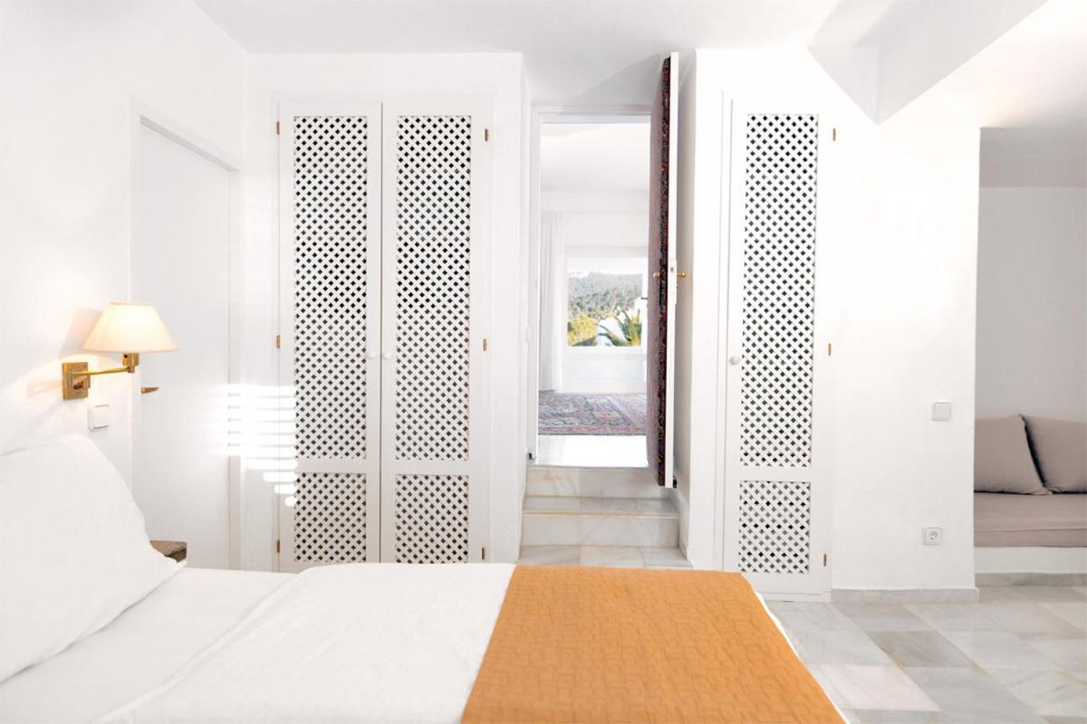 Hotel Village Cala Vadella  Kültér fotó