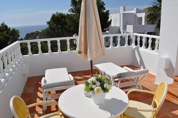 Hotel Village Cala Vadella  Szoba fotó