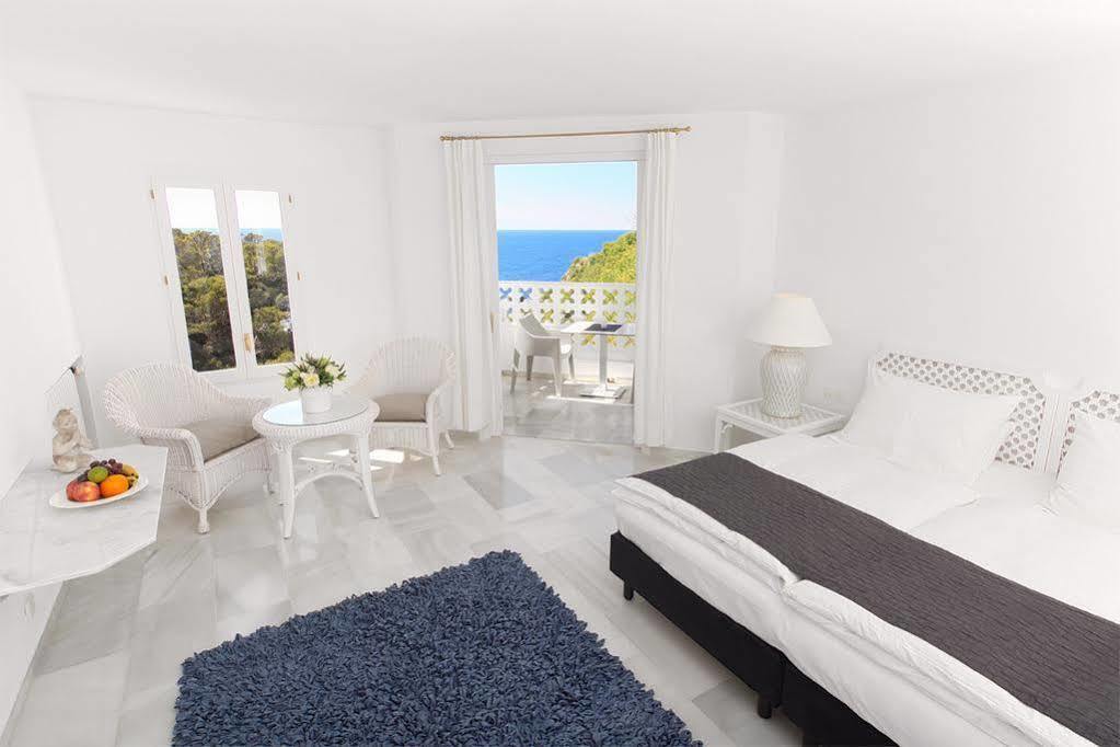Hotel Village Cala Vadella  Kültér fotó